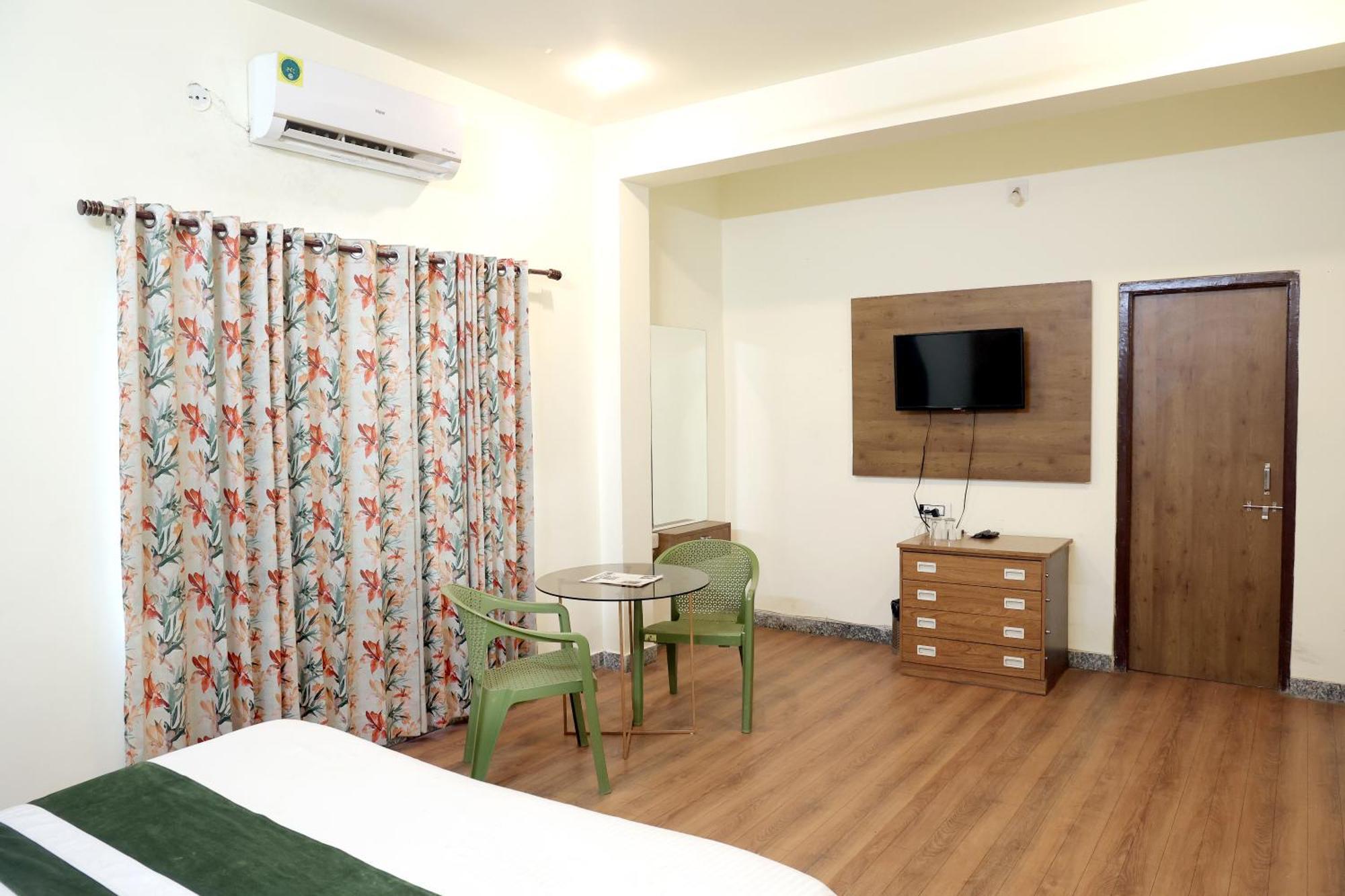 Hotel Tree Of Heaven Udaipur Exterior photo